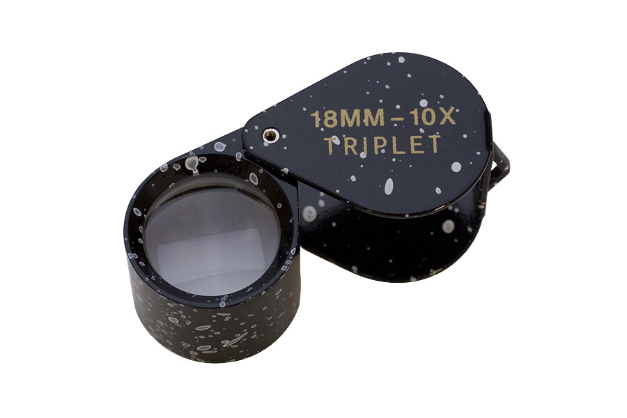 18MM 10X TRIPLET-BLACK MARBLE