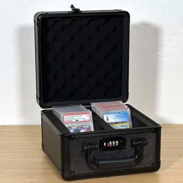 Graded Lock Case - Cards - 2 Rows