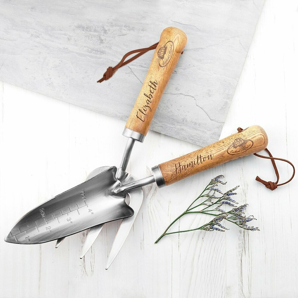 PERSONALISED LUXE SILVER TROWEL AND FORK SET