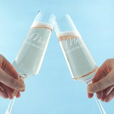 PERSONALISED COUPLES&#39; CHAMPAGNE FLUTE SET