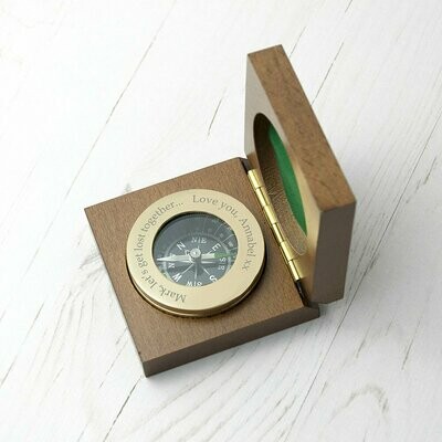 PERSONALISED BRASS TRAVELLERS COMPASS WITH WOODEN BOX