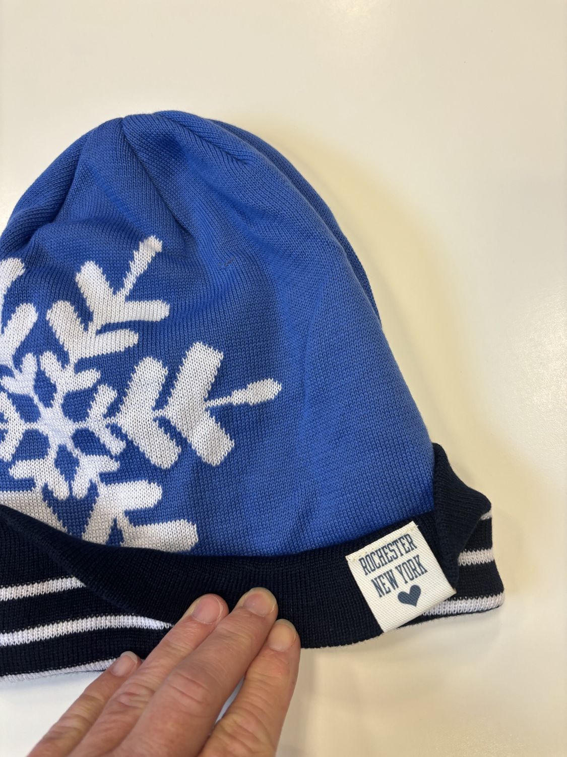 Locale Snowflake Highline Beanie recycled