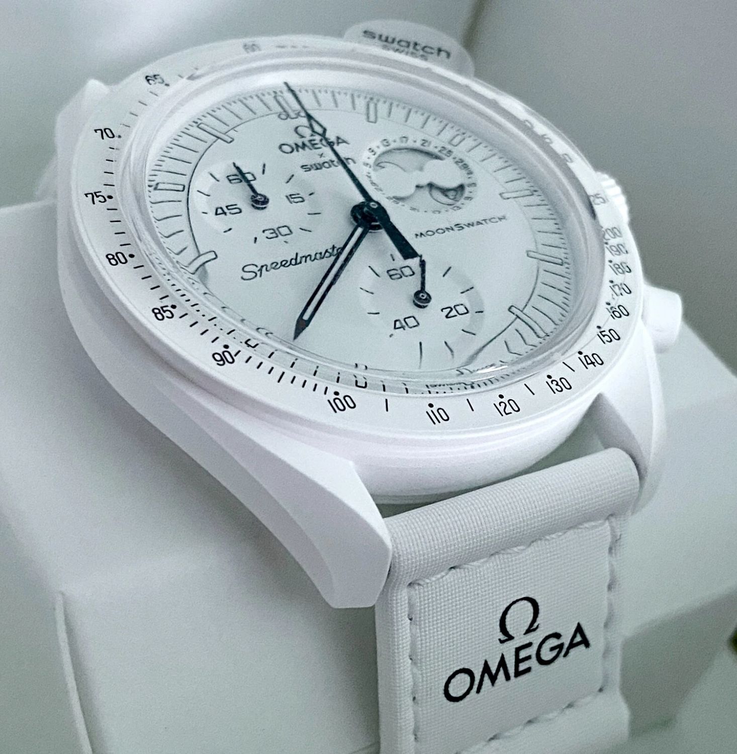 Omega x Swatch - Mission To The MoonPhase - Full Moon