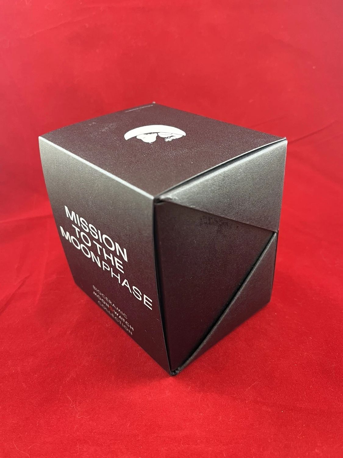 Omega x Swatch - Mission To The MoonPhase - New Moon