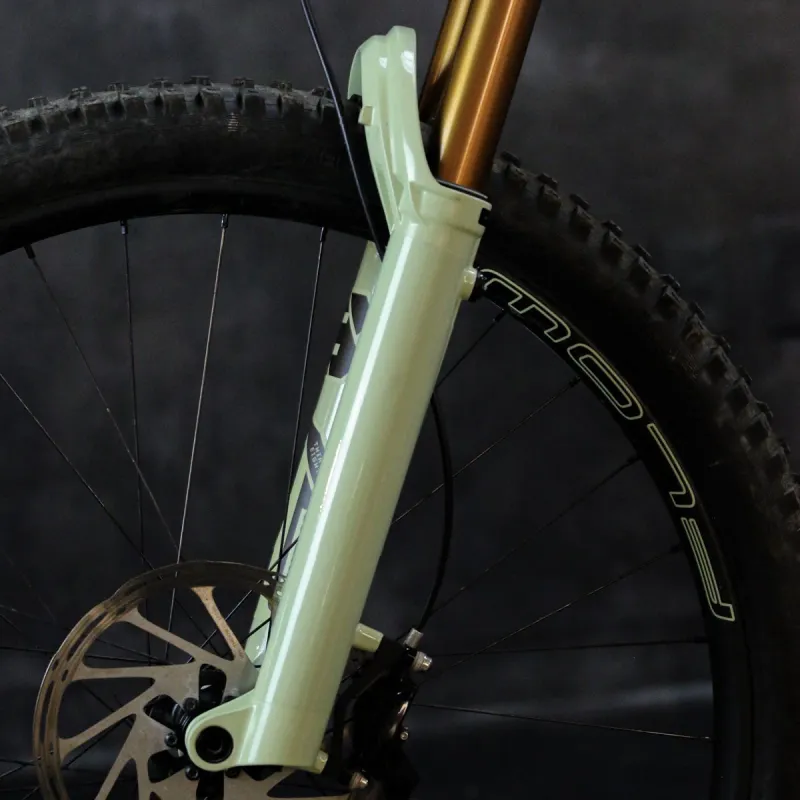 Ground Keeper Custom Fork Keeper