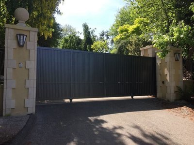 Aluminum Slide Gate