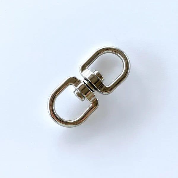 Hay Chix® Swivel