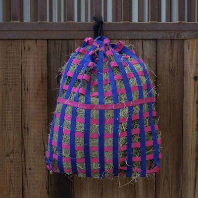 Scratch-less Web Slow Feeder Hay Bag
