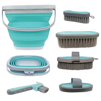 Tail Tamer Grooming Kit w/ Collapsible Bucket