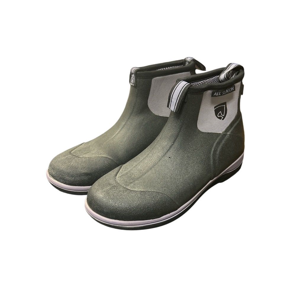 8 Noble Outfitters All Season Boots