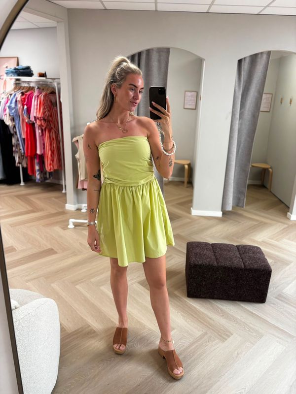 Femme Strapless Mini Jurkje