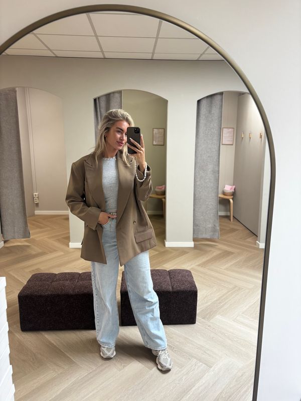 Noor Oversized Blazer