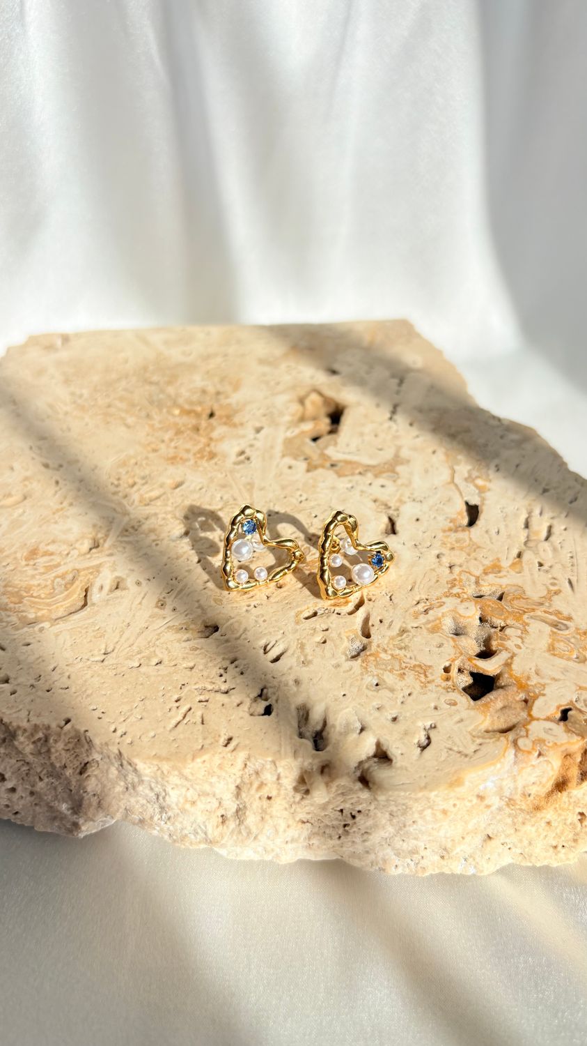 Bléu Heart Earrings