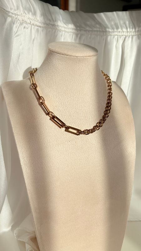 Alora Necklace