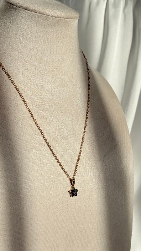 Cia Necklace