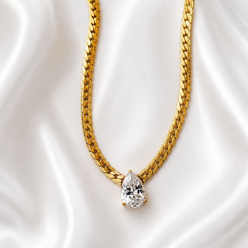 Diamanté Necklace