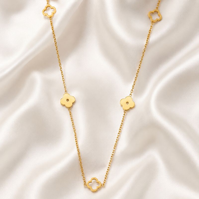 Clover Gold Necklace