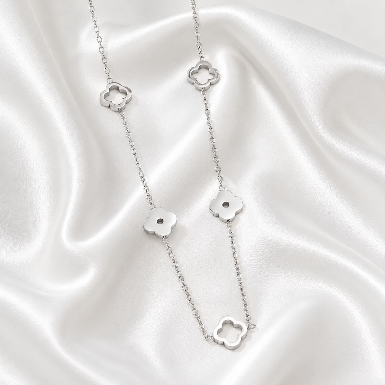 Clover Silver Necklace