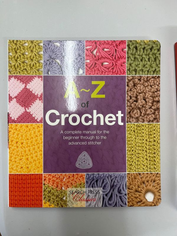CREATIVE BOOKS CROCHET