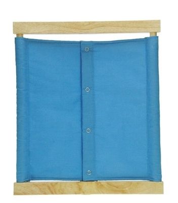 Snapping Dressing Frame