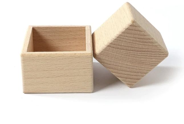 Cube w/Box