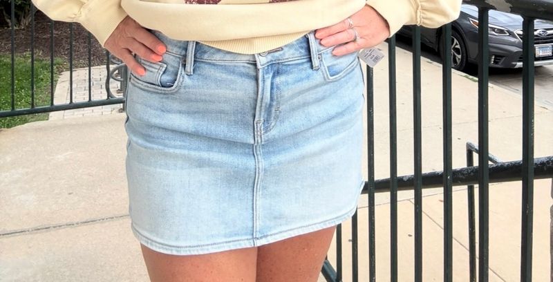PEYTON LOW RISE MINI SKIRT