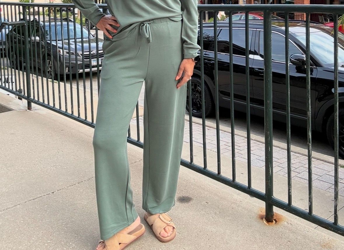 LAGUNA ESSENTIAL PANT