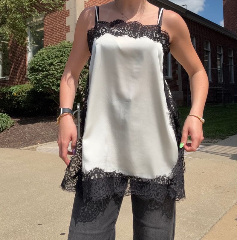CONTRAST LACE TANK