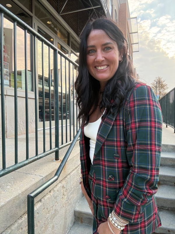 PLAID DELIVERS BLAZER