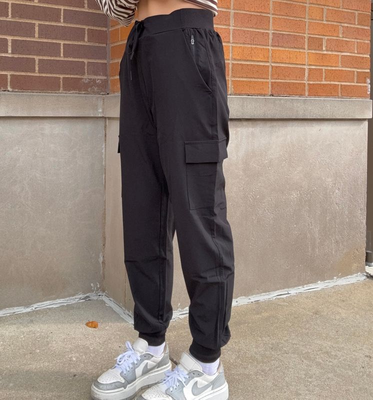 BREEZY FLOW JOGGER