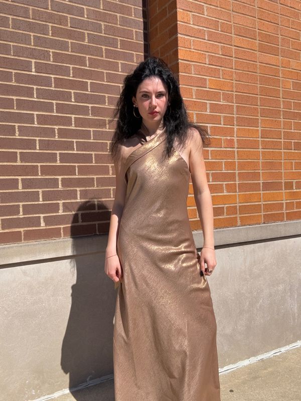 DRAPED BEAUTY