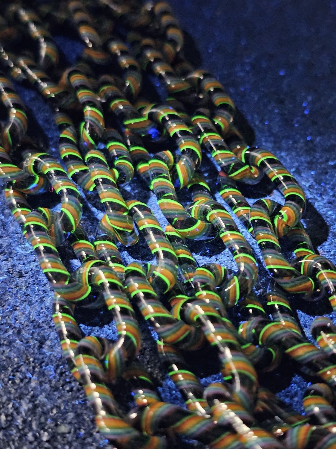 Anonamyss Glassworx Black Rainbow Cane Chain