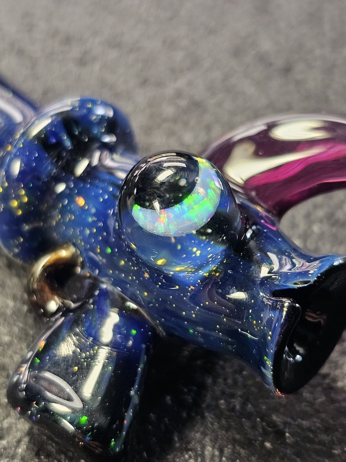 Big Z Ray Gun Pivot Top (Crescent Moon)