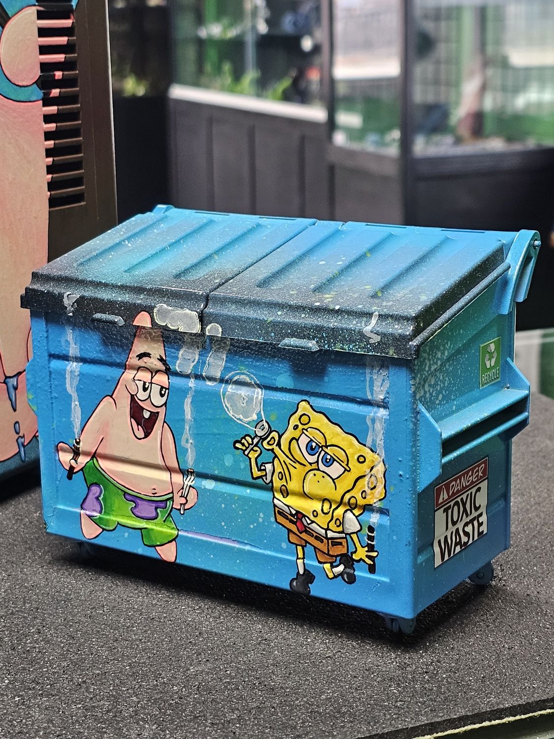 Idabtoons Terp Fridge and Dumpster