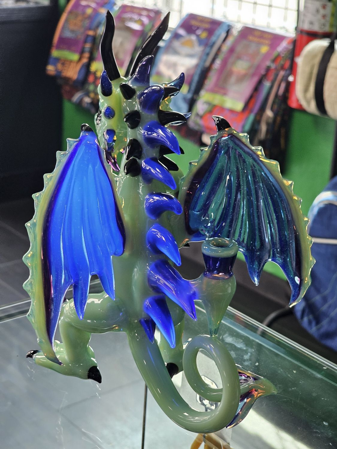 Mako Glass Dragon