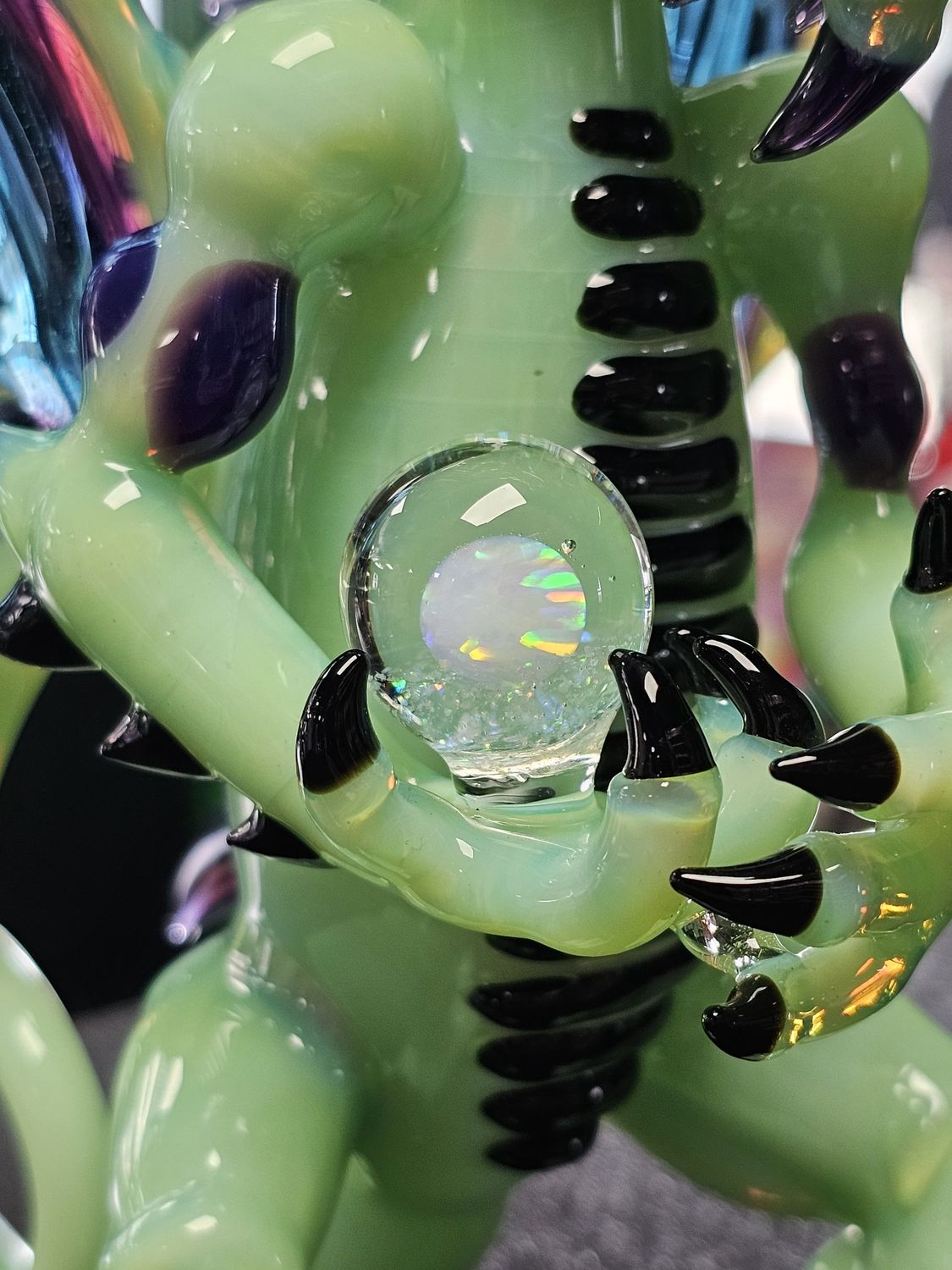 Mako Glass Dragon