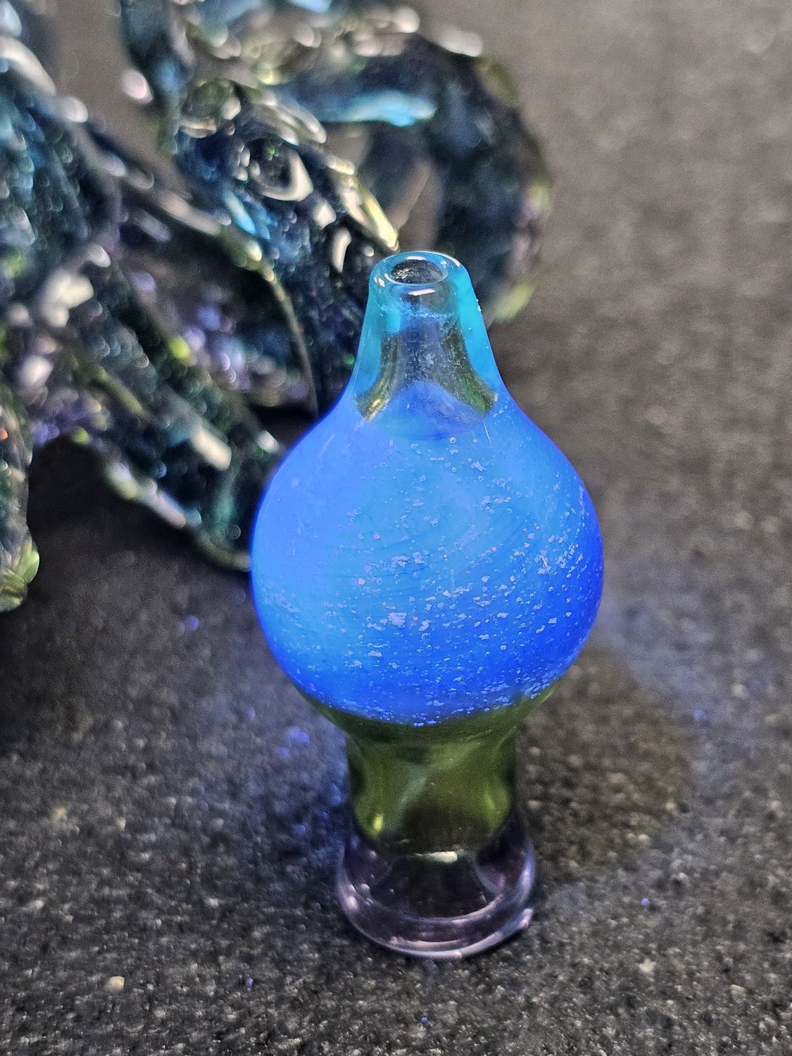 Mako Glass Crushed Opal Octopus