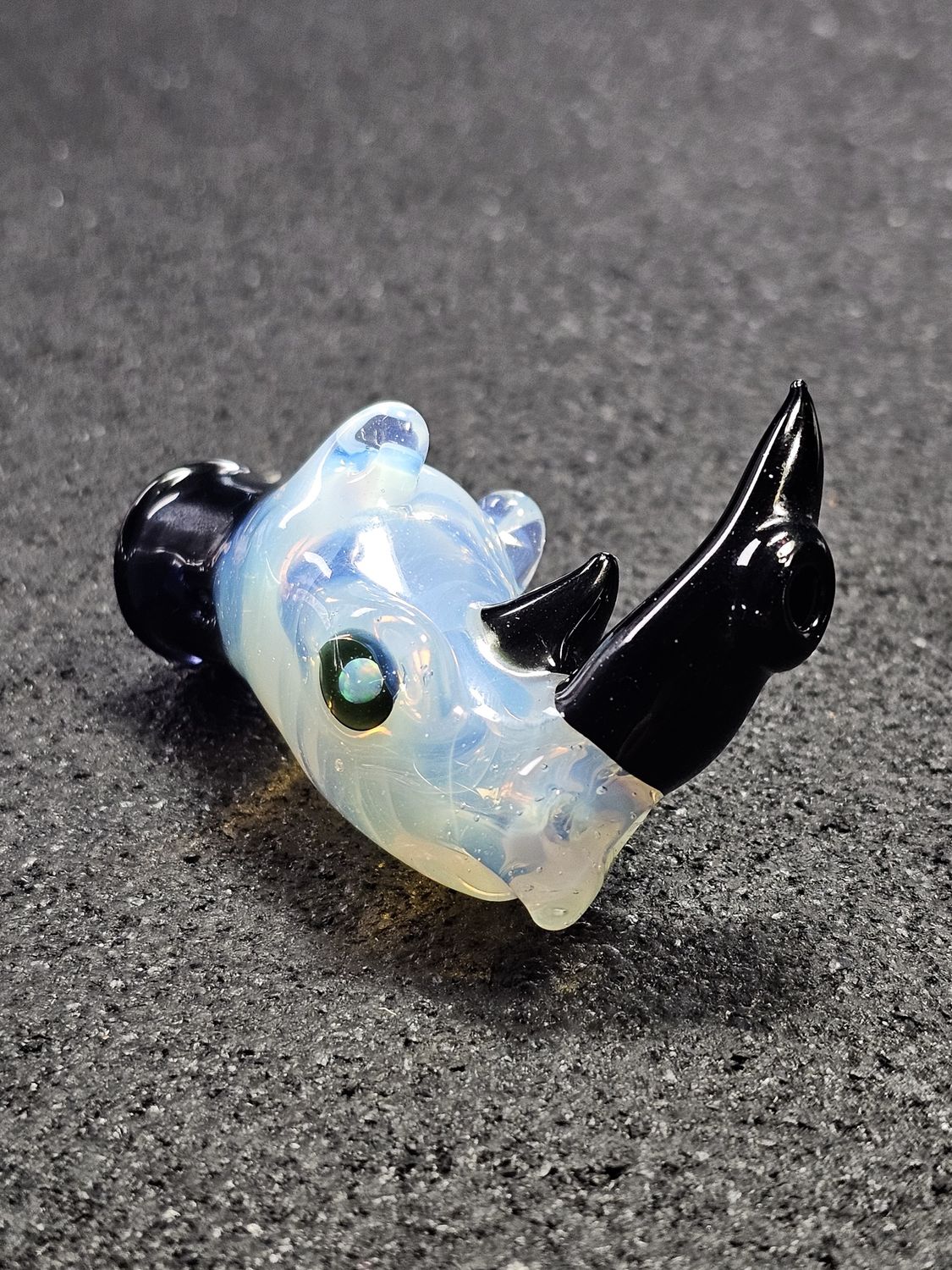 Mako Glass Rhino Pivot Top