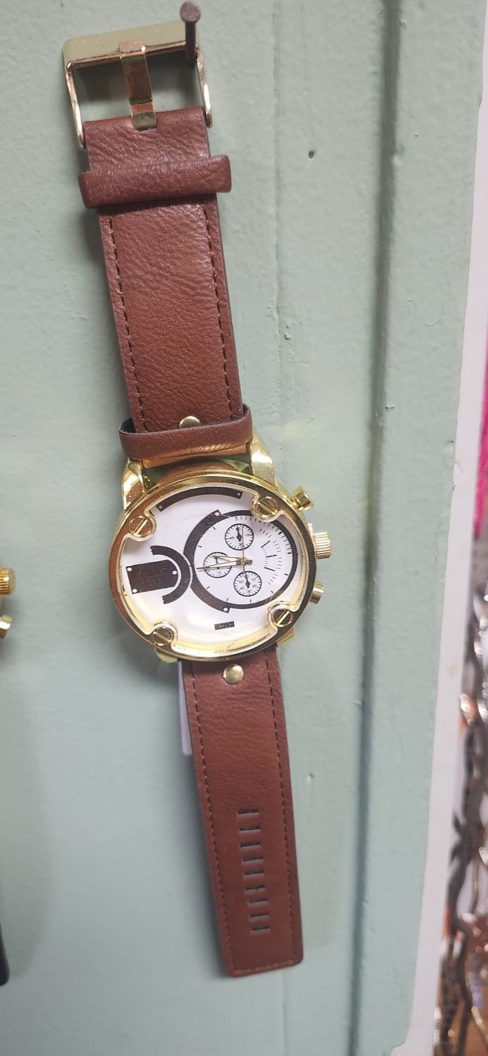 Ethan Elite watch