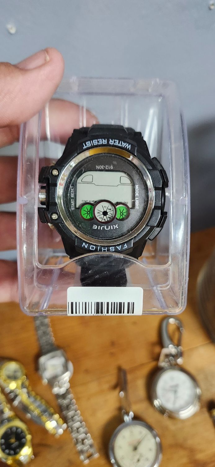 Fashion watch Plastic