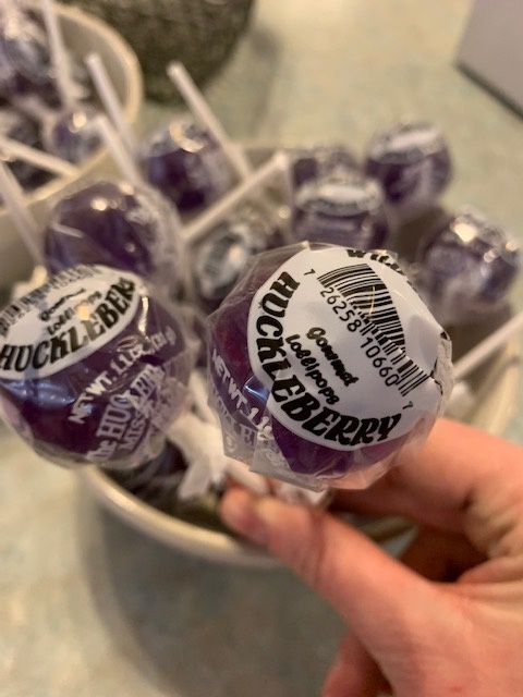 Huckleberry Lollipop