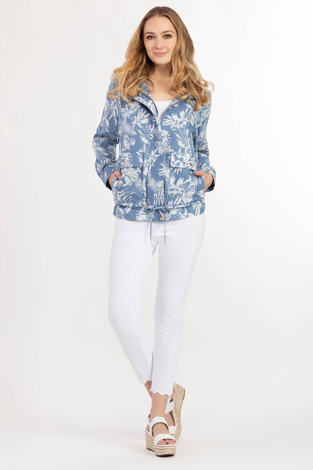 Flatten It Capri w/Scallop Hem