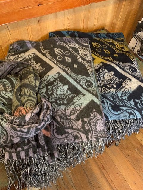 Cashmink Reversible Patterned Scarf