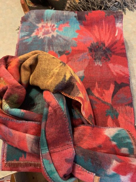 Cashmink Reversible Watercolor Flowers Scarf