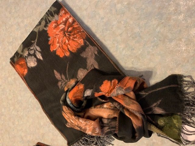 Cashmink Reversible Floral Scarf
