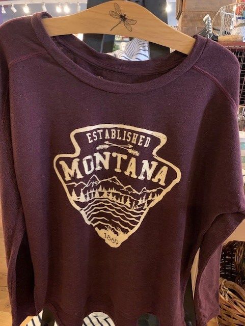 MT Arrowhead Rounded Hem Sweatshirt