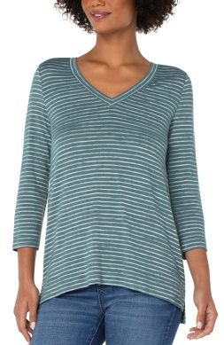 3/4 Sleeve V-Neck Knit Top