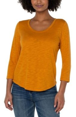 3/4 Sleeve Scoop Neck Slub Knit Top