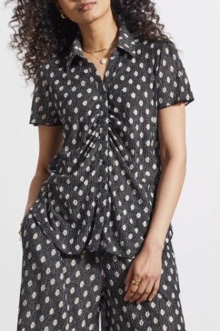 S\S BTN DOWN KNIT SHIRT W/SHIRRING