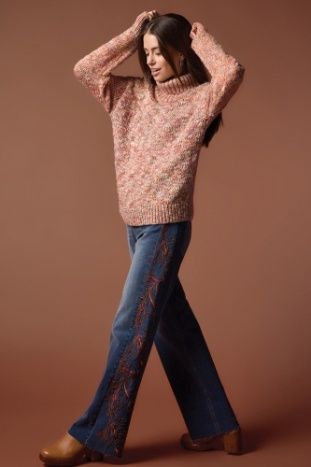 T- NECK SWEATER W/ PUFF SLV